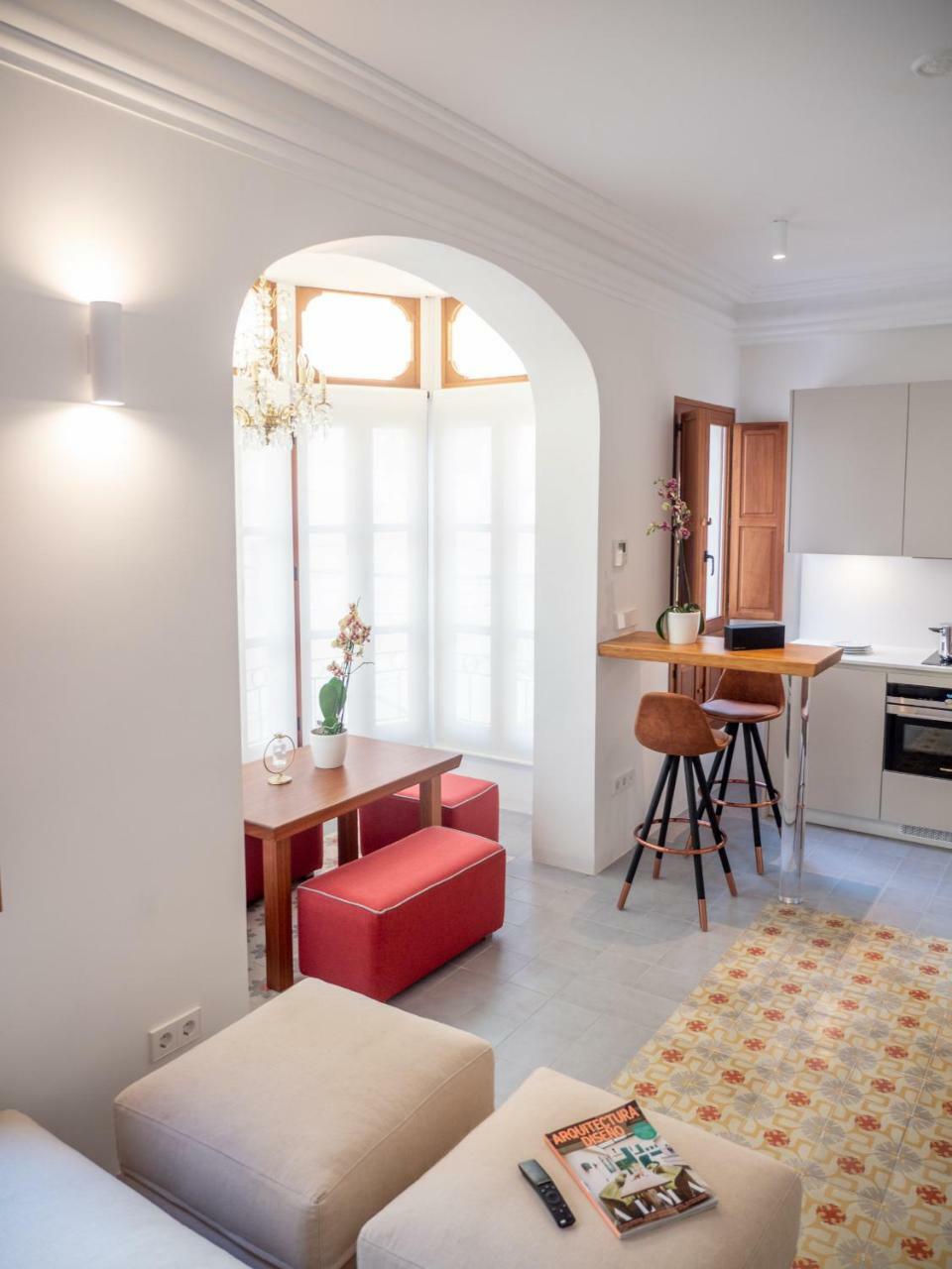 Es Palauet Brandnew One Suite Apartment In Ibiza Center מראה חיצוני תמונה