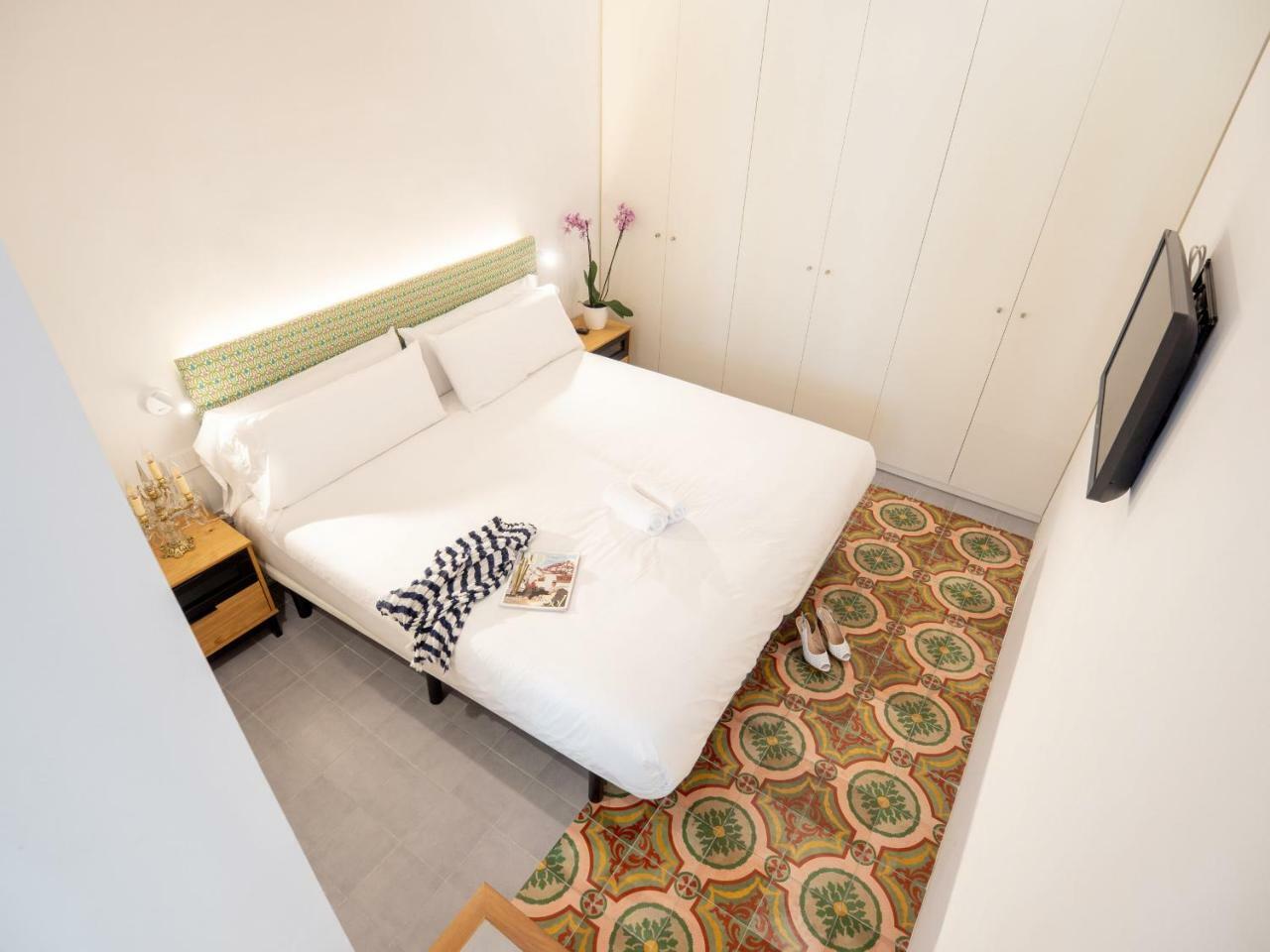 Es Palauet Brandnew One Suite Apartment In Ibiza Center מראה חיצוני תמונה