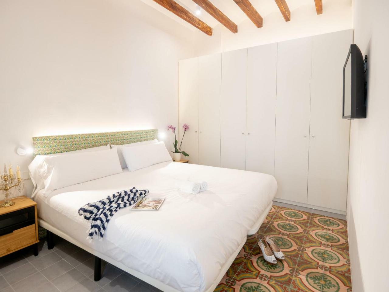 Es Palauet Brandnew One Suite Apartment In Ibiza Center מראה חיצוני תמונה