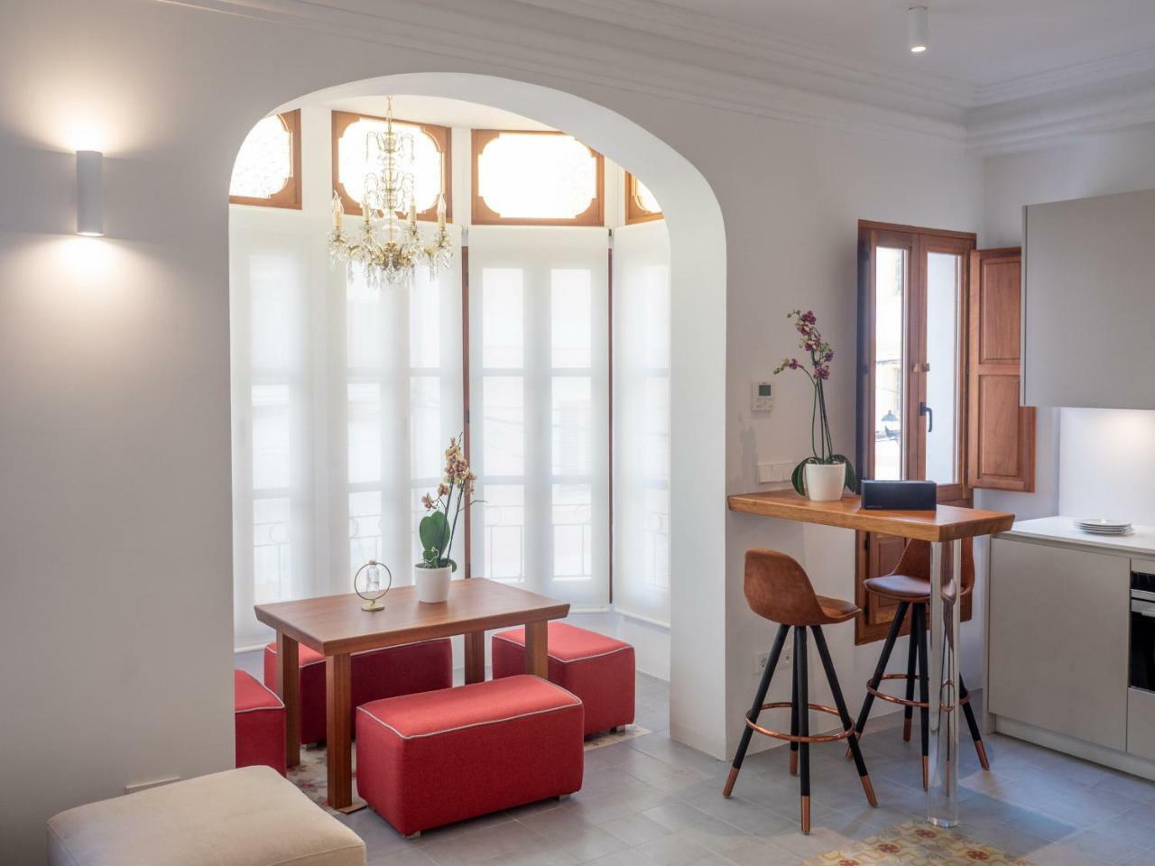 Es Palauet Brandnew One Suite Apartment In Ibiza Center מראה חיצוני תמונה